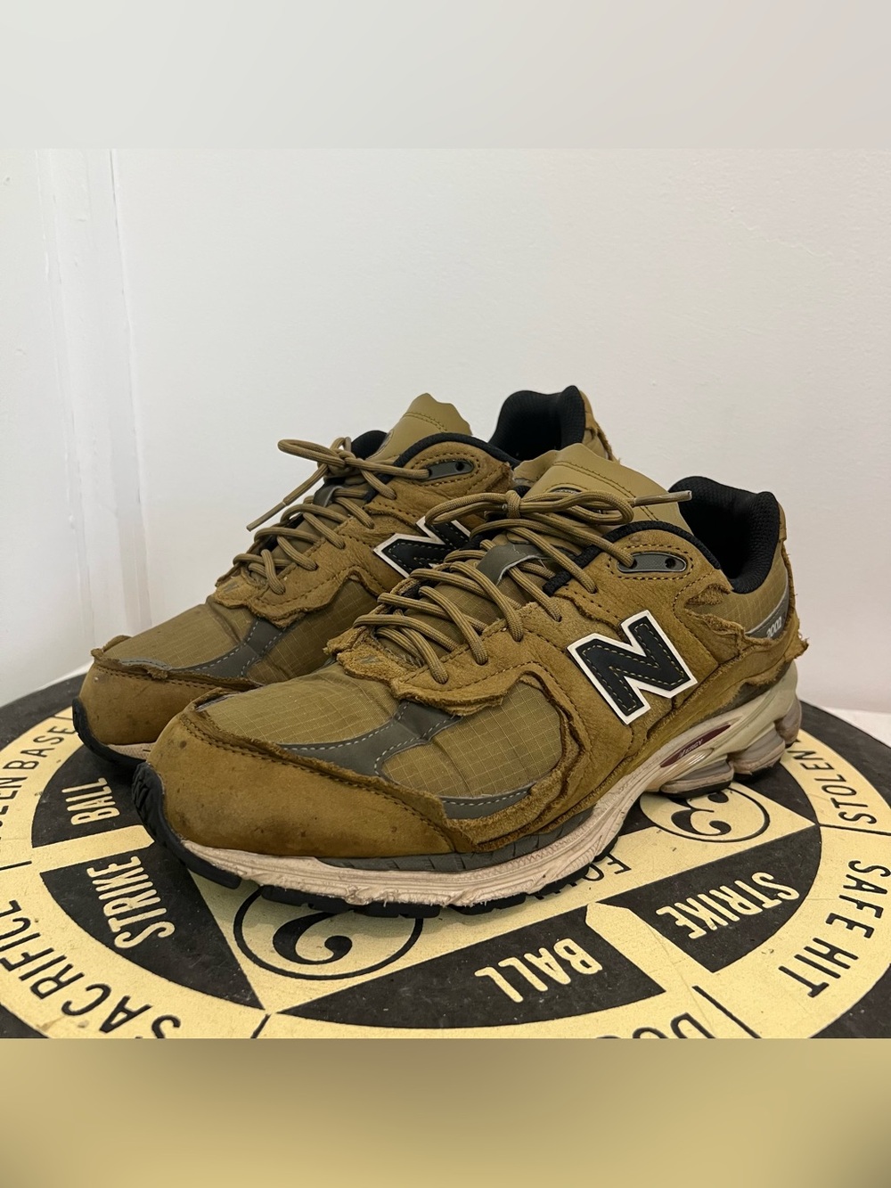 New Balance 2002R Protection Pack Shoes High Desert Brown Dark Moss Men's 10.5D